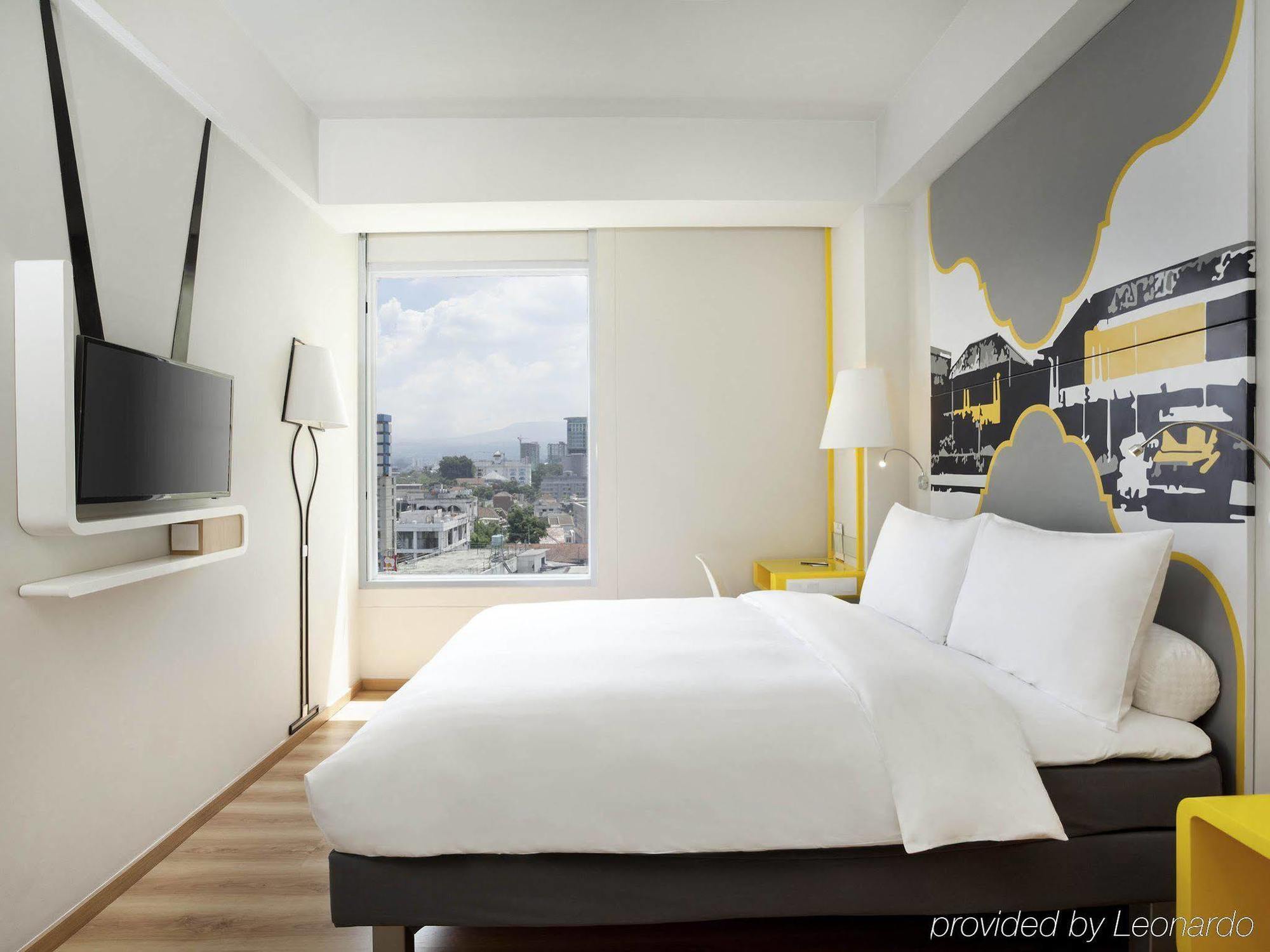 Kimaya Braga By Harris 4*
